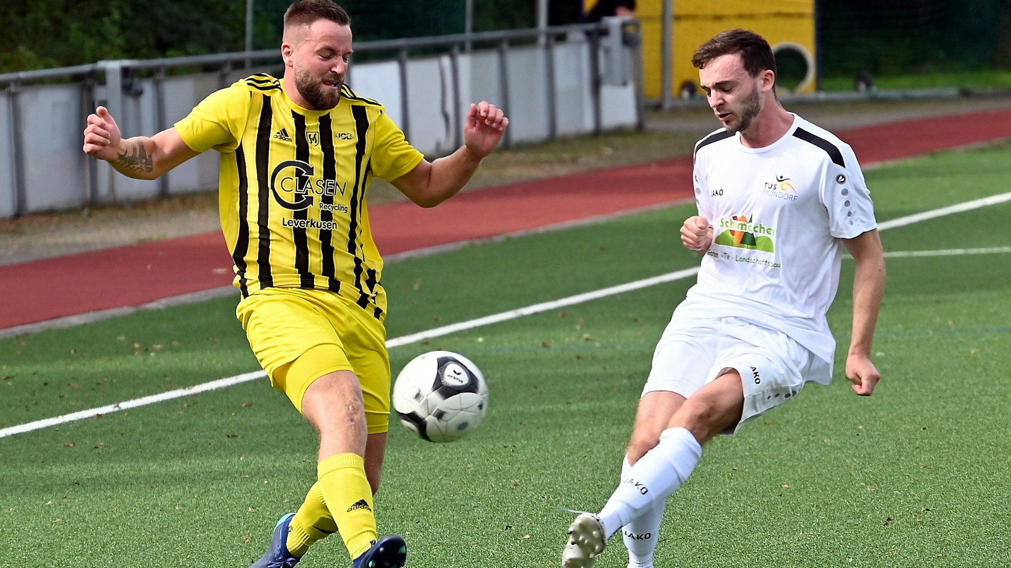 03.09.2023, Fussball-SV Schlebusch-Tus Mondorf
links: Sebastian Bamberg (Schlebusch)
Foto: Uli Herhaus