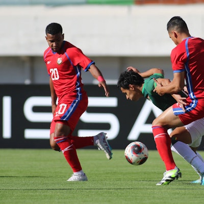 Fußballspieler der Nationalmannschaft von Panama bei einem Spiel.