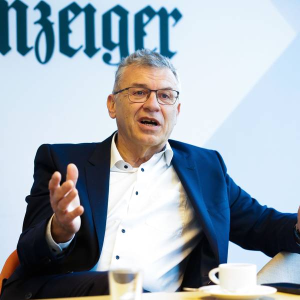 Interview mit Staatssekretär Werner Gatzer im Konferenzraum des KSTA in Köln