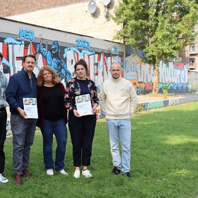 Mülheims Sozialraumkoordinatoren Simon Lenz, Marius Henne, Nadja Oertel, Julia Wellmann und Gerrit Mays (v.l.) klagen über  überlastete Beratungsstellen in ihrem Stadtbezirk.
