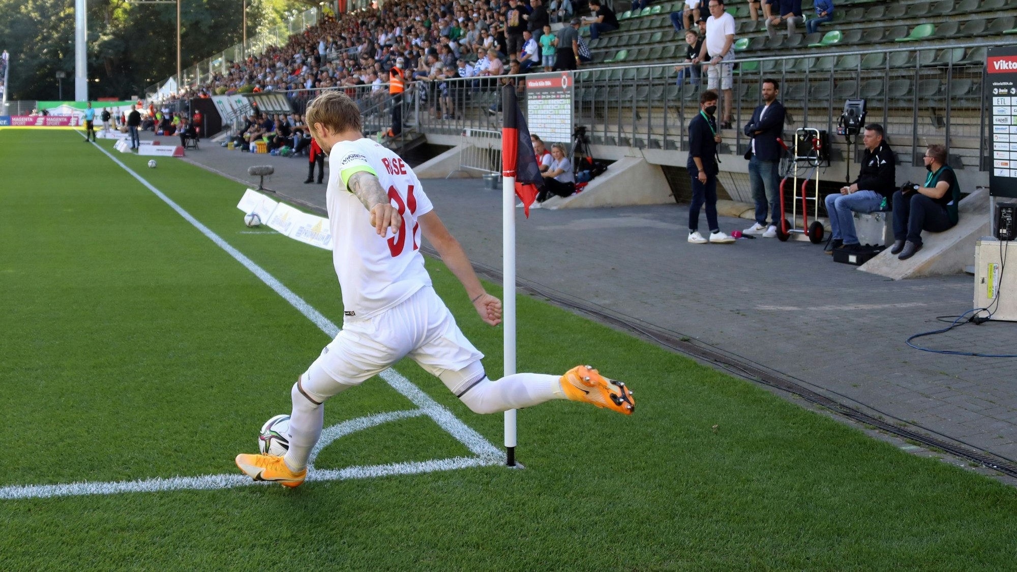Besondere Schusstechnik: Marcel Risse schoss bei Viktoria Köln auch zahlreiche Standards.