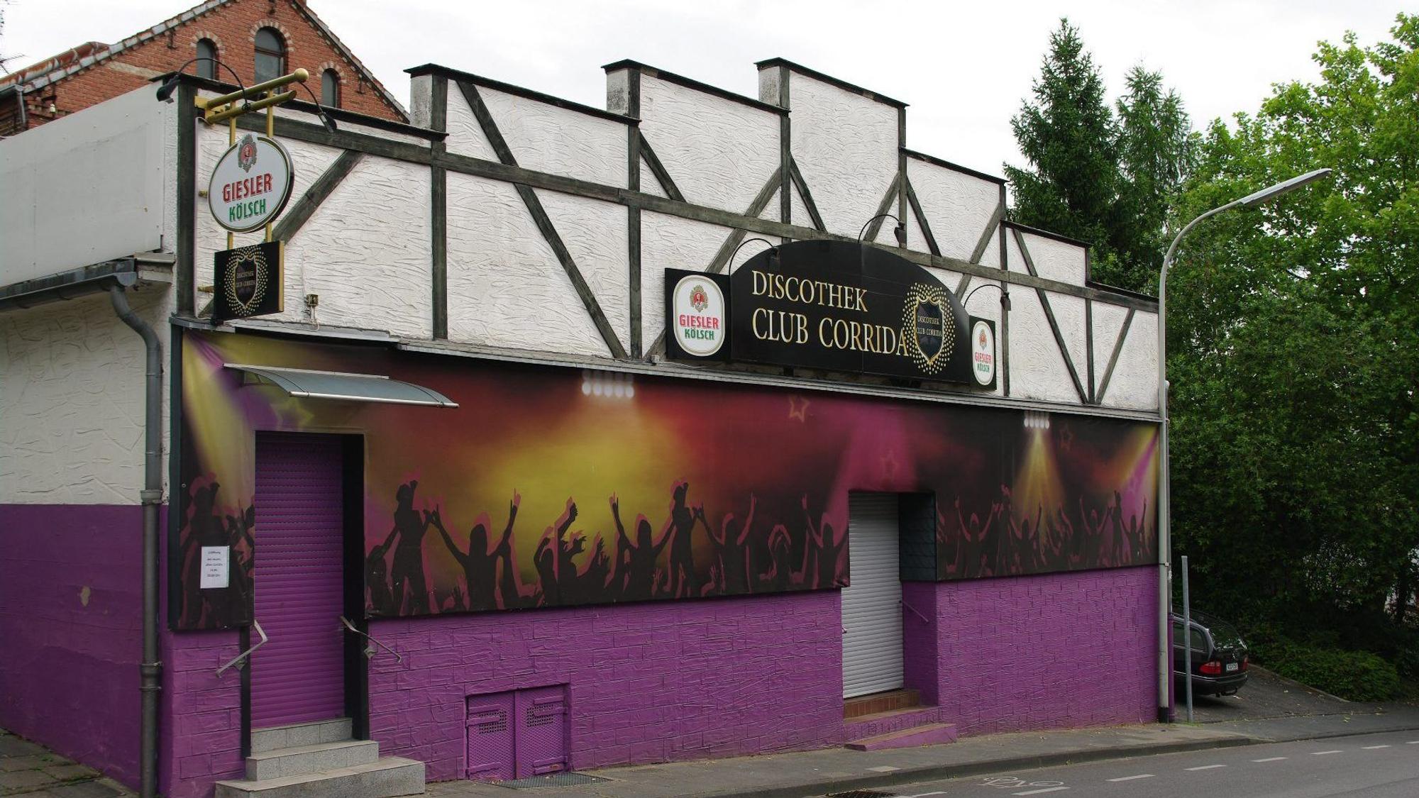 Die ehemalige Corrida-Bar in Brühl-Kierberg ist von außen zu sehen.