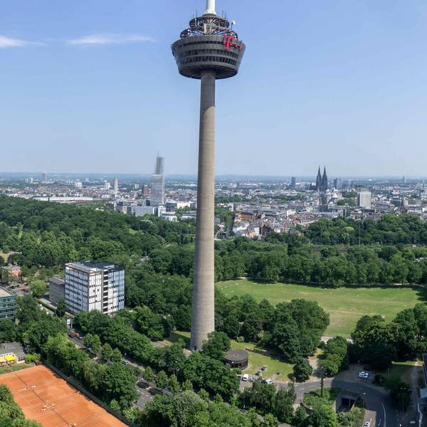 Das Drohnenbild zeigt den Blick auf den Inneren Grüngürtel.
