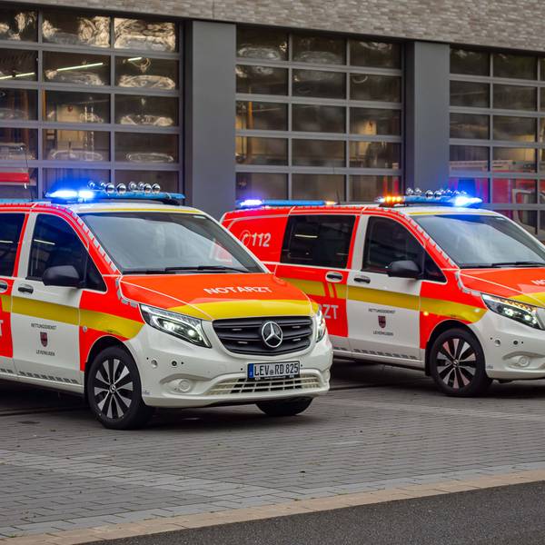 Feuerwehr Leverkusen hat zwei neue Notarztwagen