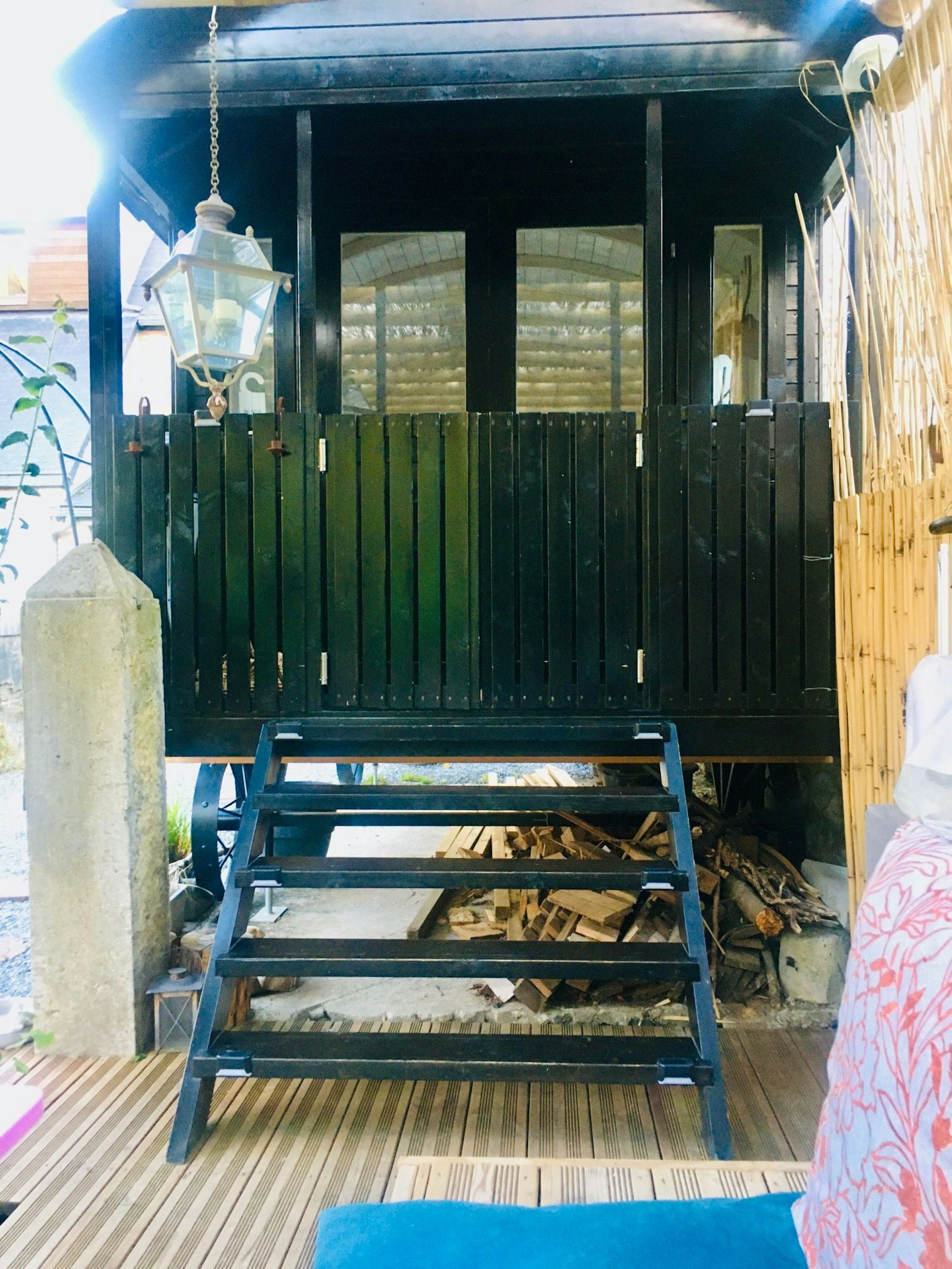 Der umgebaute Schäferwagen in Pepinster/Belgien.