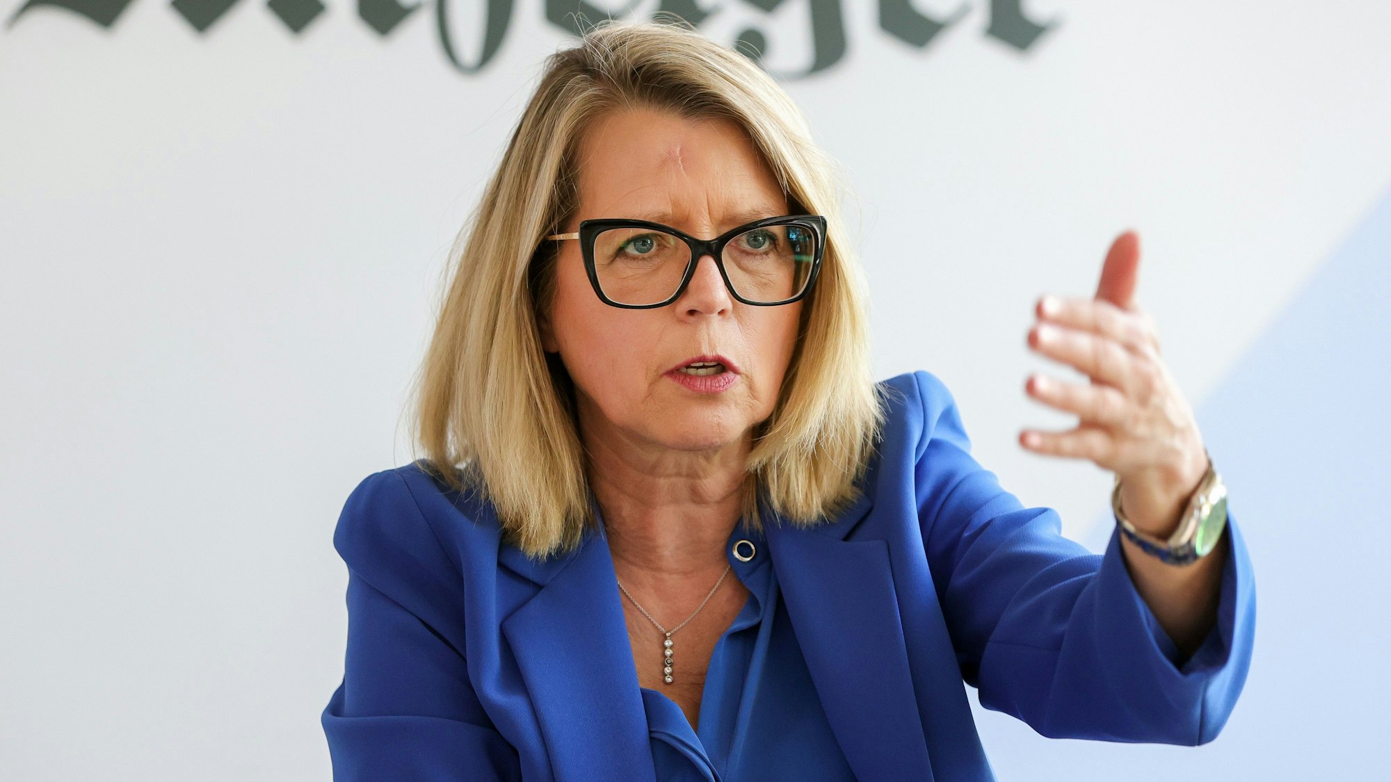 Stadtdirektorin Andrea Blome gerät nach dem Prüfbericht zu Karneval unter Druck.