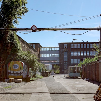 06.09.2023
Köln:
Das Gelände der Hallen Kalk. Der ehemalige Produktionsstandort der Klöckner-Humboldt-Deutz AG (KHD) in Köln-Kalk soll zu einer Fläche für Kultur- und Sozialprojekte umgewandelt werden.
Dillenburger Straße 65
Foto: Martina Goyert