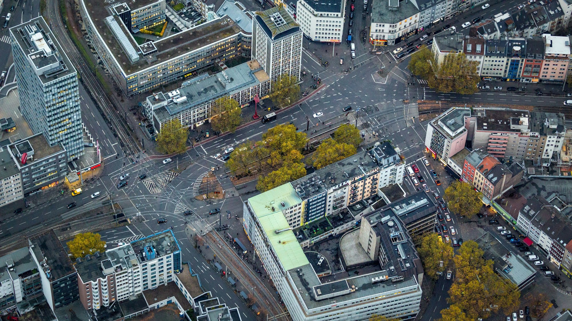 Blick von oben auf den Barbarossaplaltz