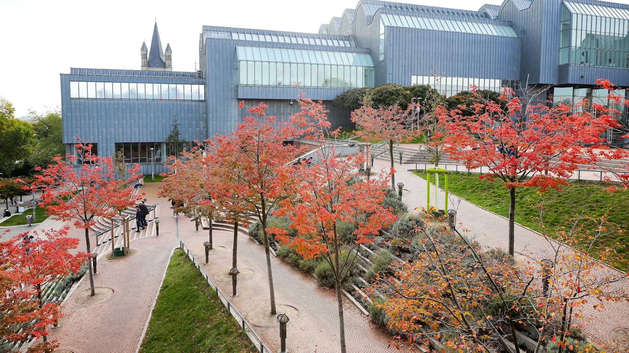 Blick auf das Museum Ludwig und die Philharmonie. (Archivbild)