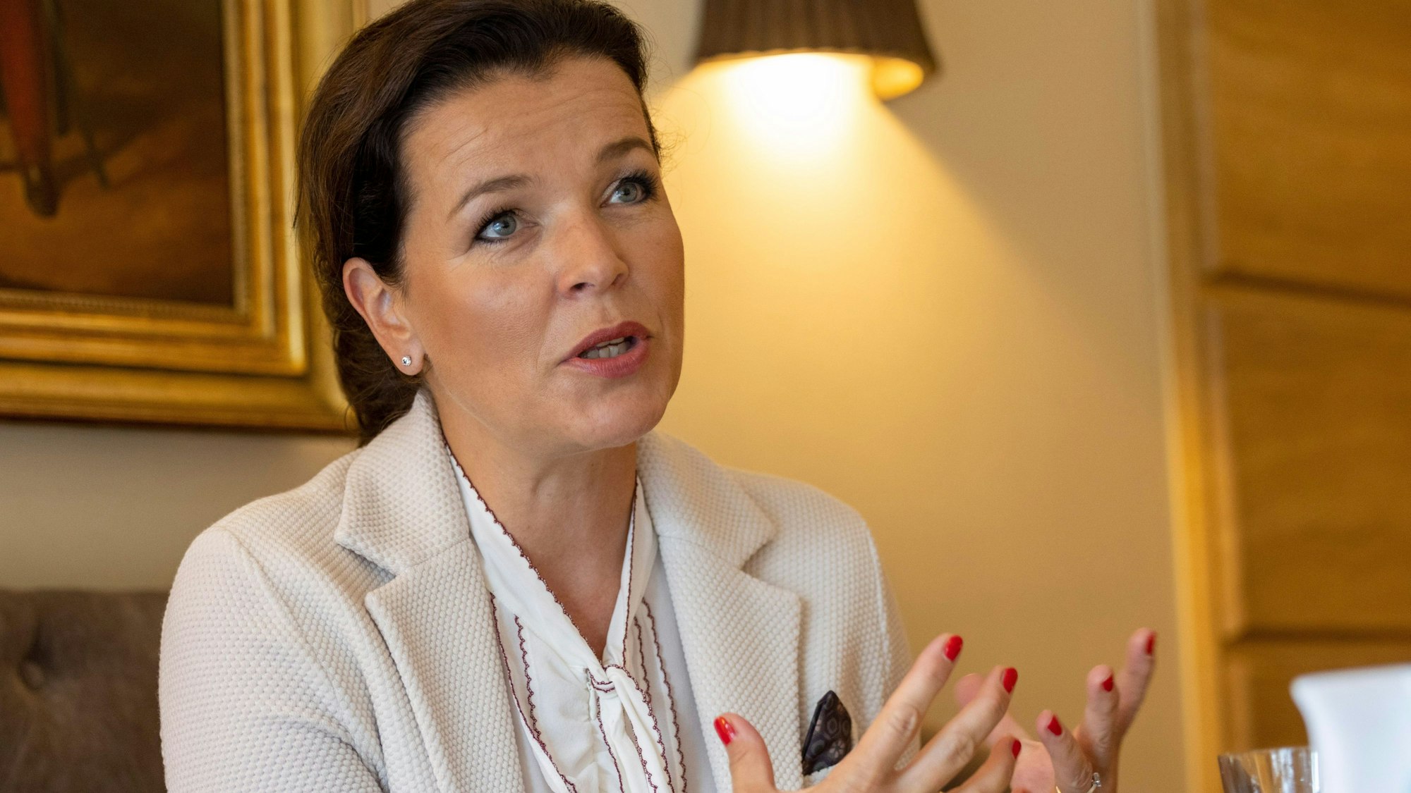 Die Journalistin und Königshaus-Expertin Julia Melchior