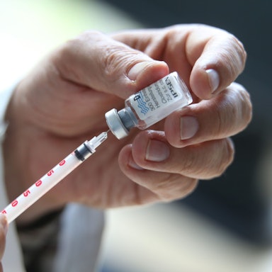 Angst vor Spritzen - die dürfen Patientinnen und Patienten nicht haben, wenn eine medizinische Behandlung mit Botox ansteht.