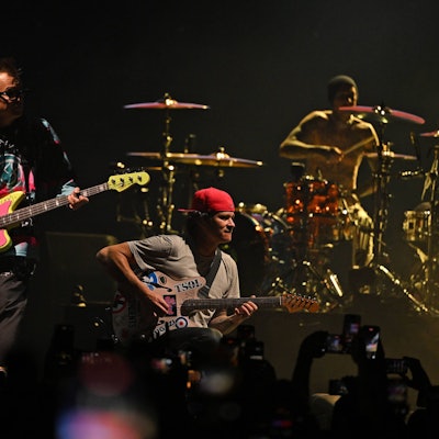 Blink-182 tritt in der FLA Live Arena in Sunrise, Florida auf. Mit dabei sind: Mark Hoppus, Travis Barker, Tom DeLonge Wo: Sunrise, Florida, Vereinigte Staaten Wann: 11. Juli 2023 Credit: Robert Bell/INSTARimages
