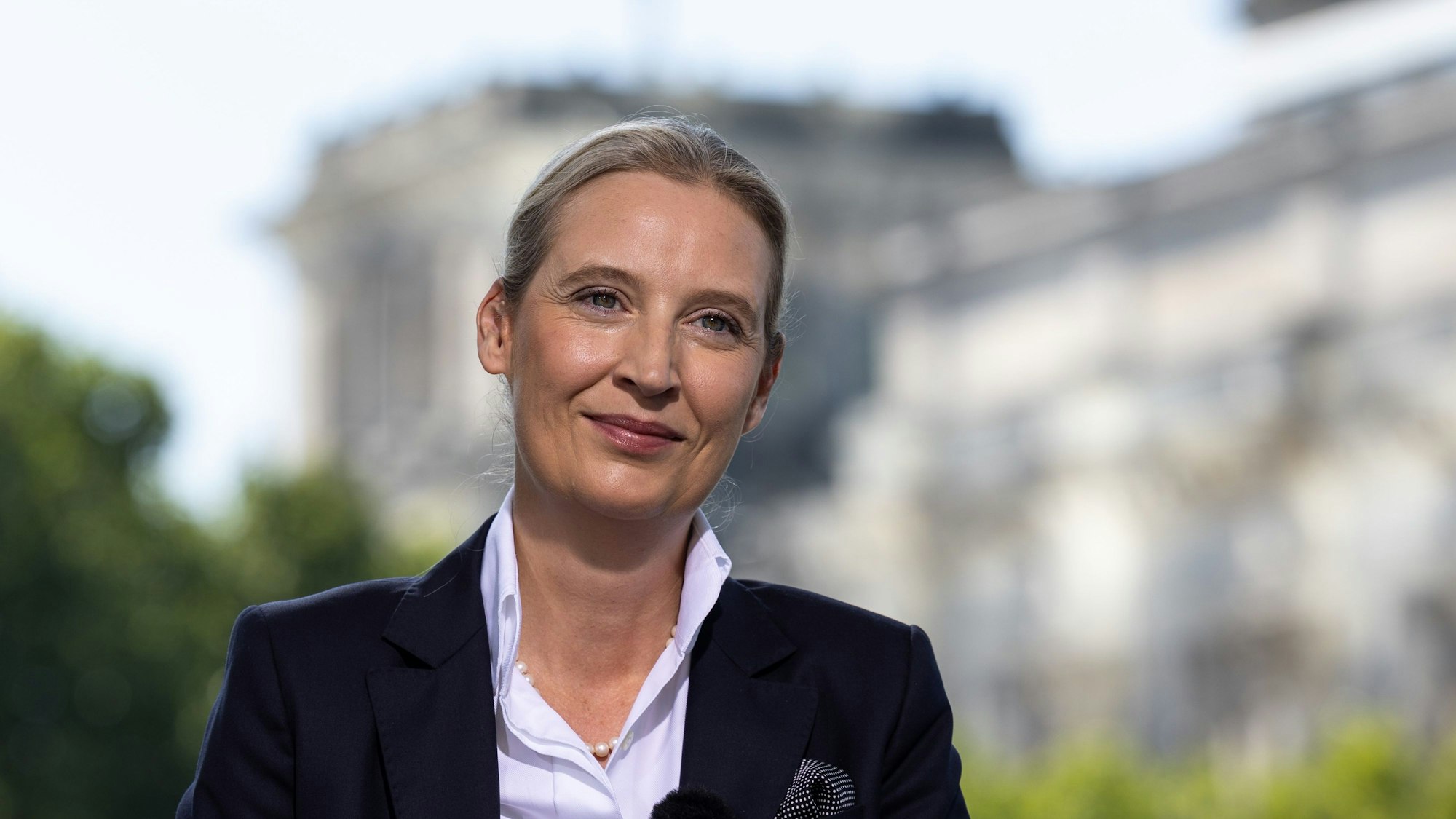 Alice Weidel (AfD) hat nach einem Polizeieinsatz wegen einer mutmaßlichen Bedrohungslage einen Wahlkampftermin abgesagt. (Archivbild)