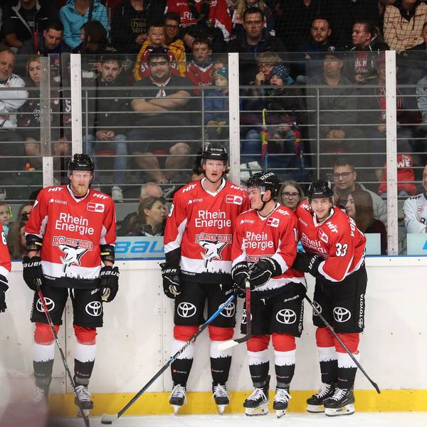 Die Kölner Haie beim Training im August.