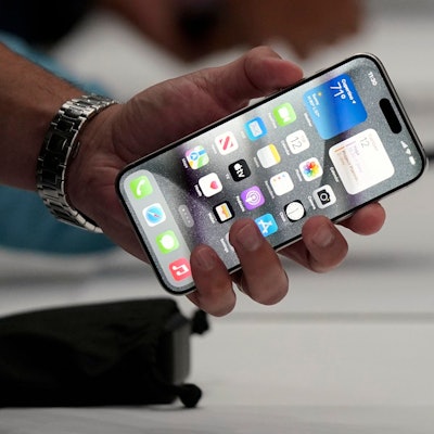 Apple hat das neue iPhone15 vorgestellt - und beugt sich einer EU-Vorgabe.