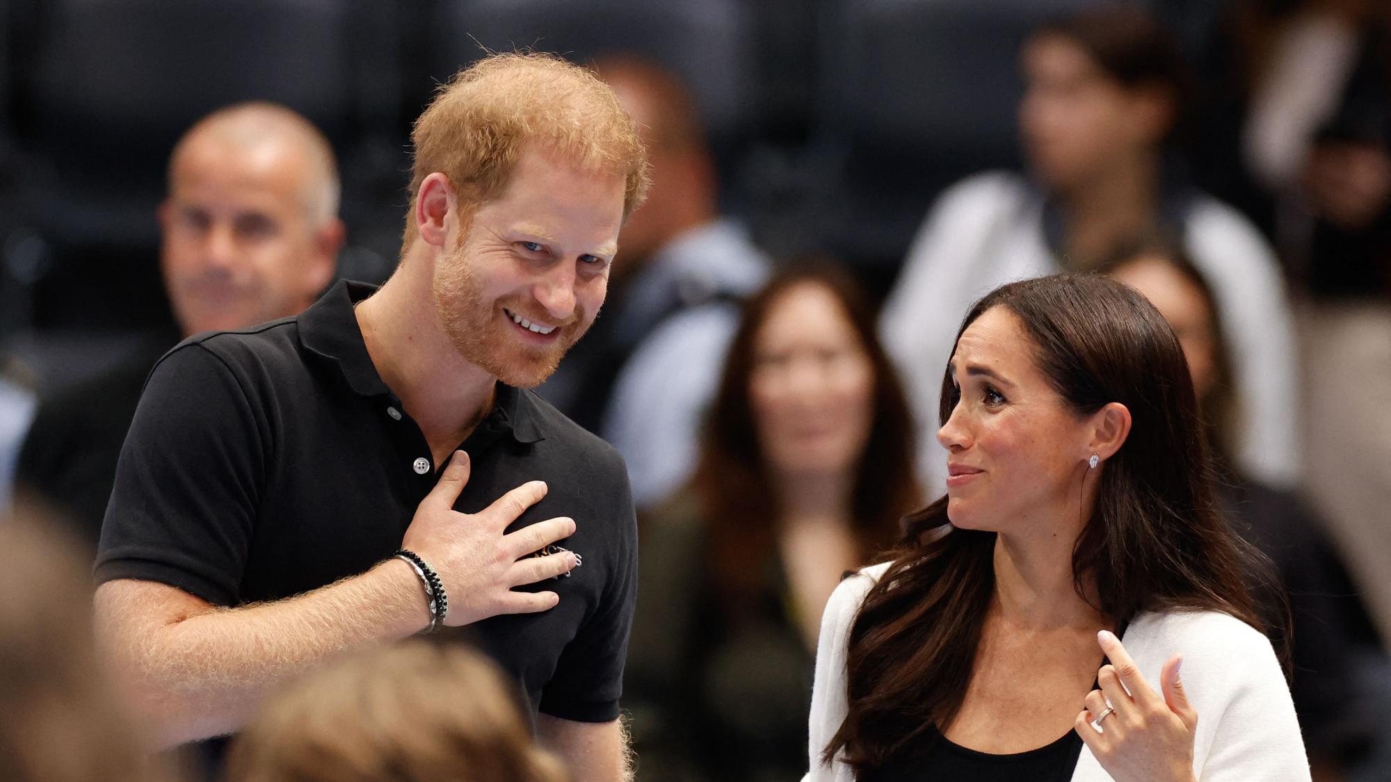Prinz Harry und Herzogin Meghan bei einem Auftritt im Rahmen der Invictus Games in Düsseldorf.