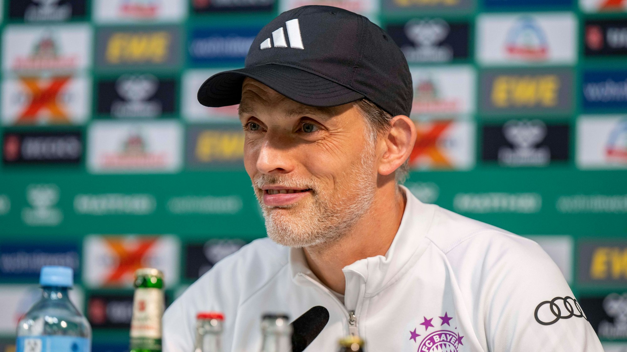 Münchens Trainer Thomas Tuchel während einer Pressekonferenz.