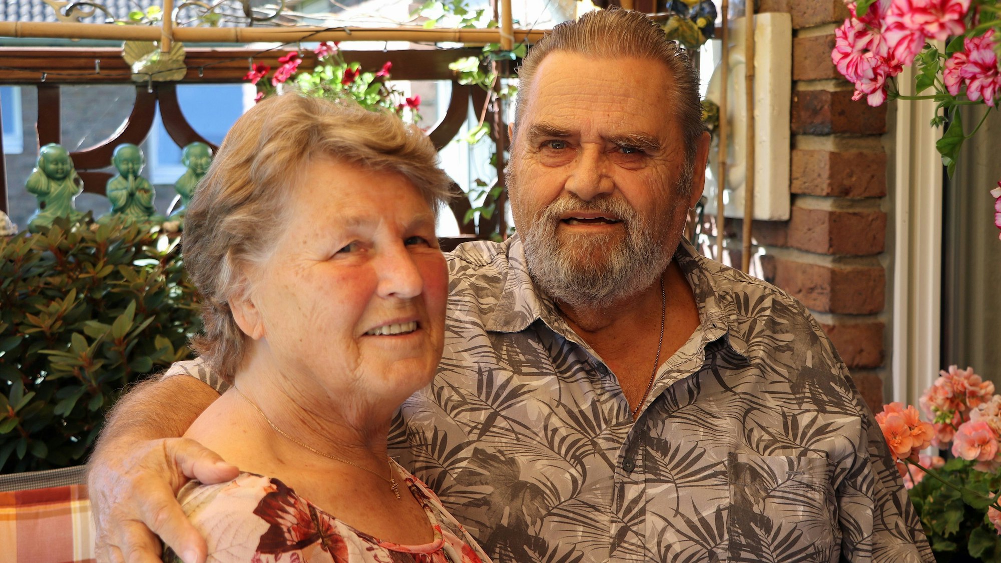 Das Bild zeigt das Jubelpaar in ihrem Lechenicher Zuhause