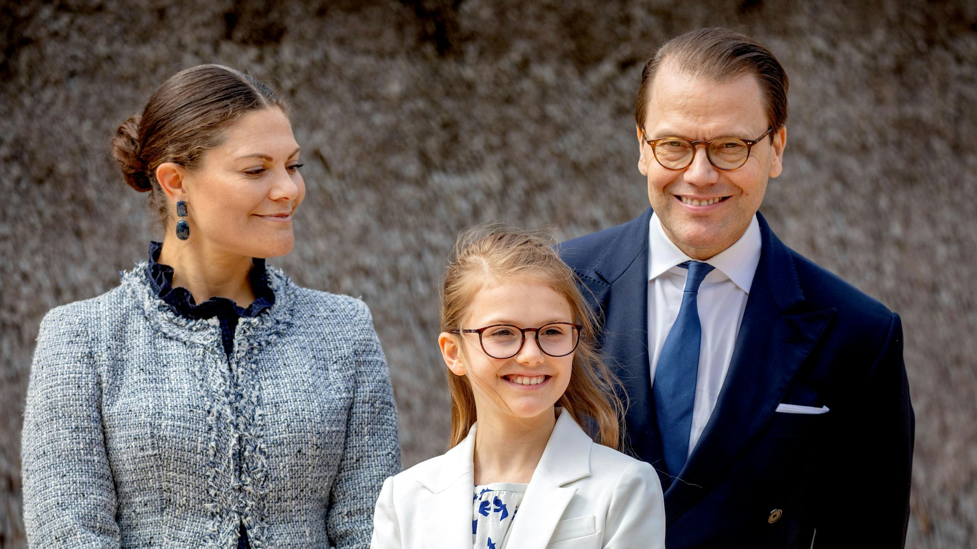 Kronprinzessin Victoria von Schweden mit Prinz Daniel und Prinzessin Estelle in Östergötland