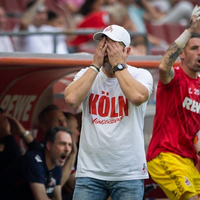 FC-Coach Steffen Baumgart beim Heimspiel gegen TSG 1899 Hoffenheim.