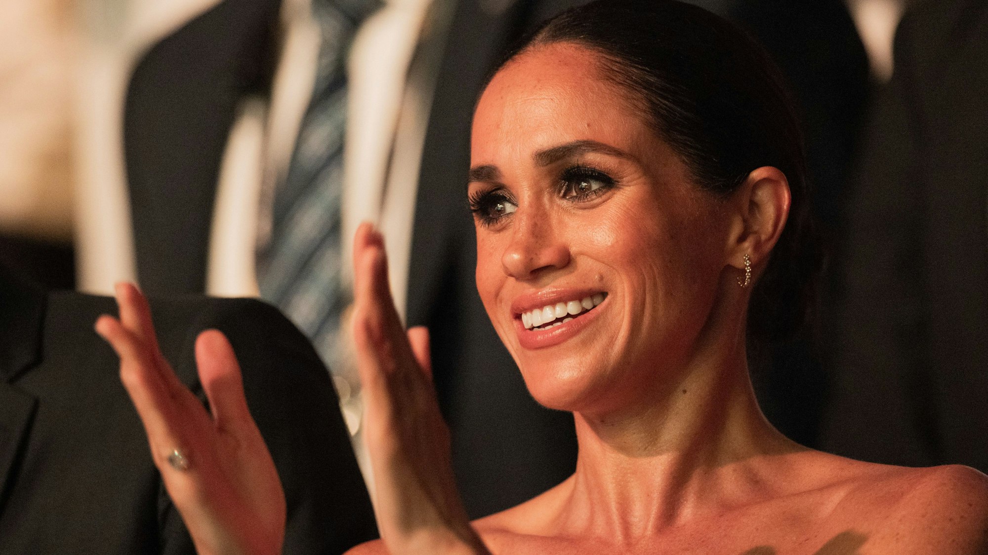 Meghan, Herzogin von Sussex, nimmt an der Abschlussfeier der 6. Invictus Games in der Merkur Spiel-Arena teil. Der paralympische Wettbewerb für kriegsversehrte Sportler war erstmals in Deutschland zu Gast.