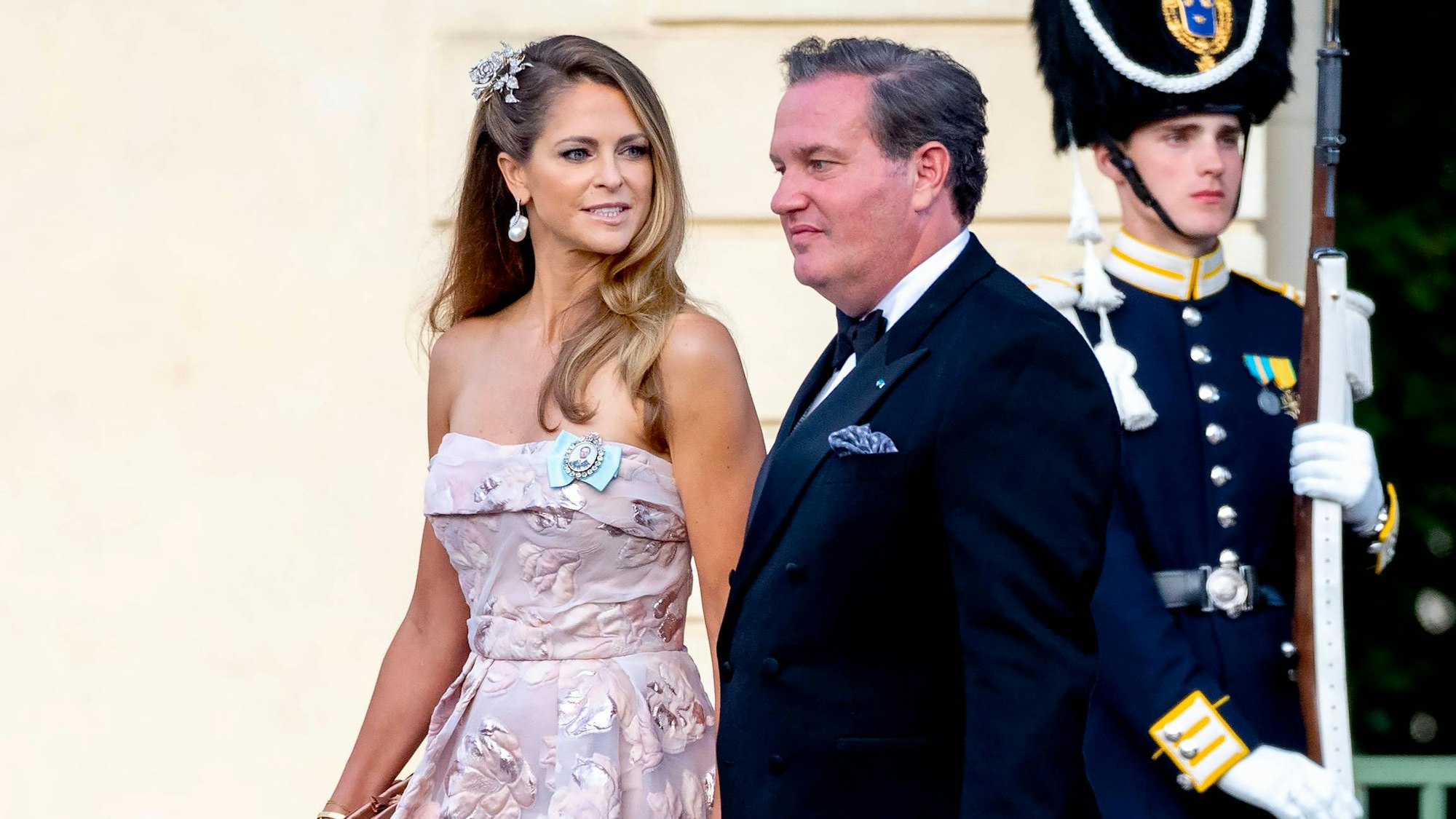 Prinzessin Madeleine und Chris O’Neill bei einem Opernabend am Drottningholm-Theater in Stockholm.