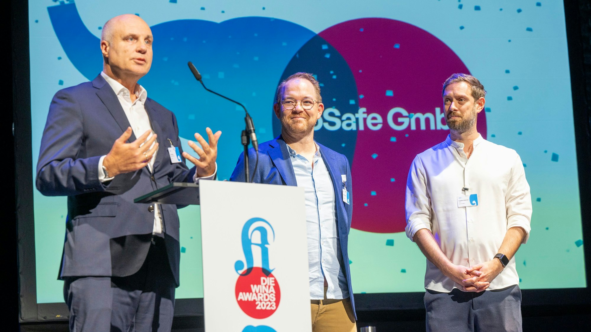 18.09.2023, Köln: Preisträger So Safe. Wirtschaftsnacht Rheinland 2023  Foto: Uwe Weiser