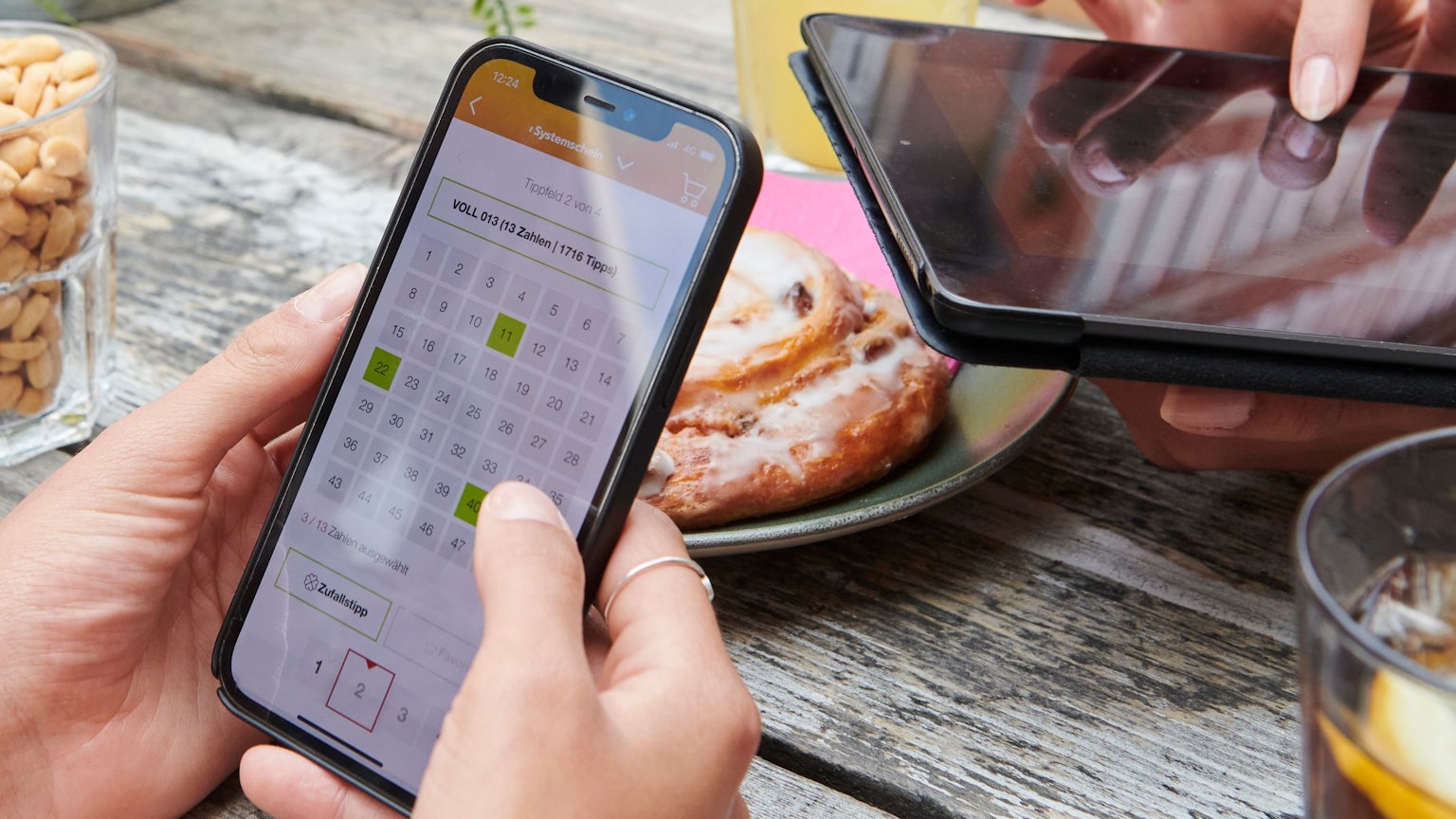 WestLotto App auf dem Smartphone.
