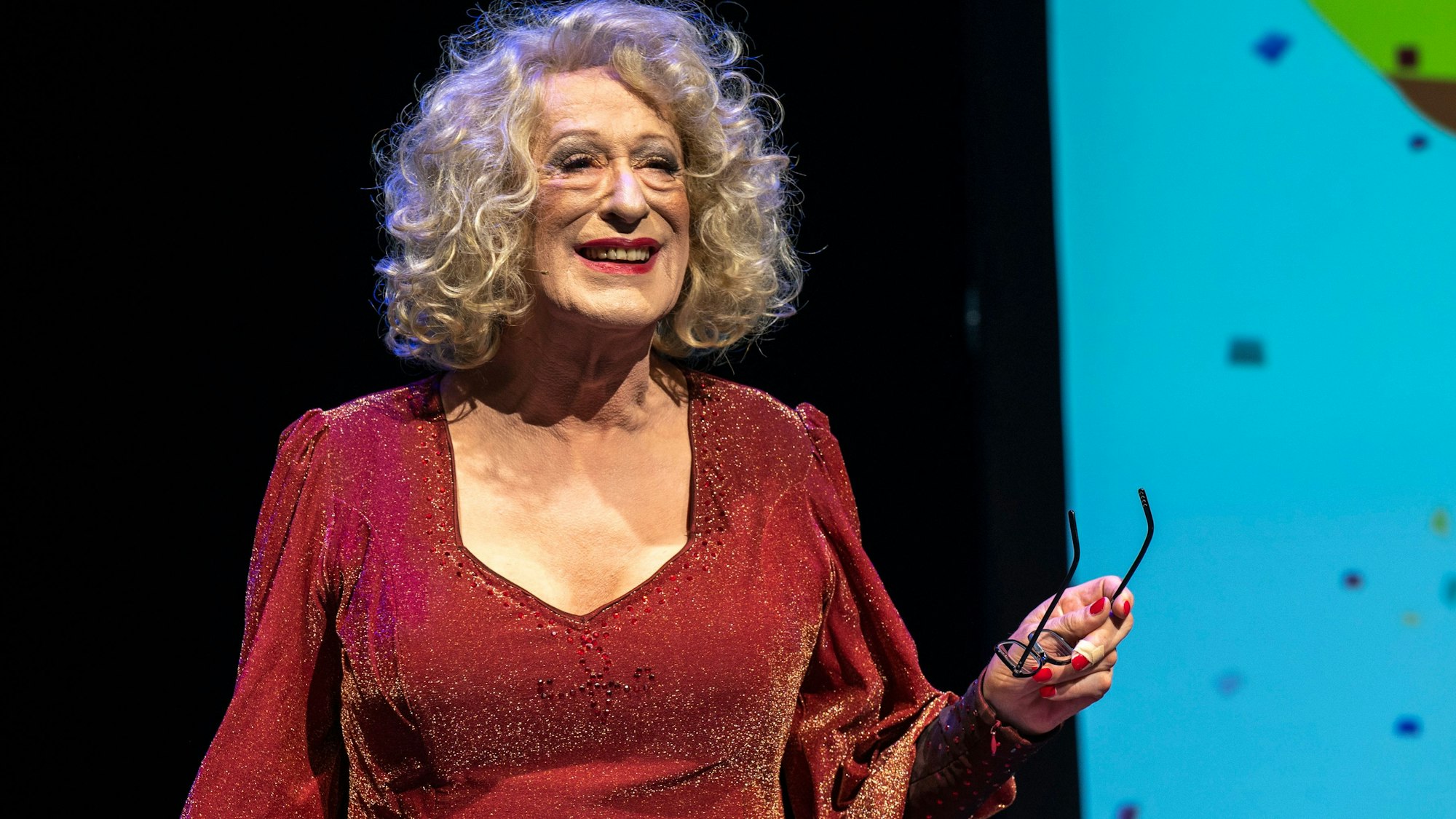 Zu sehen ist Lilo Wanders bei der Wirtschaftsnacht Rheinland 2023.