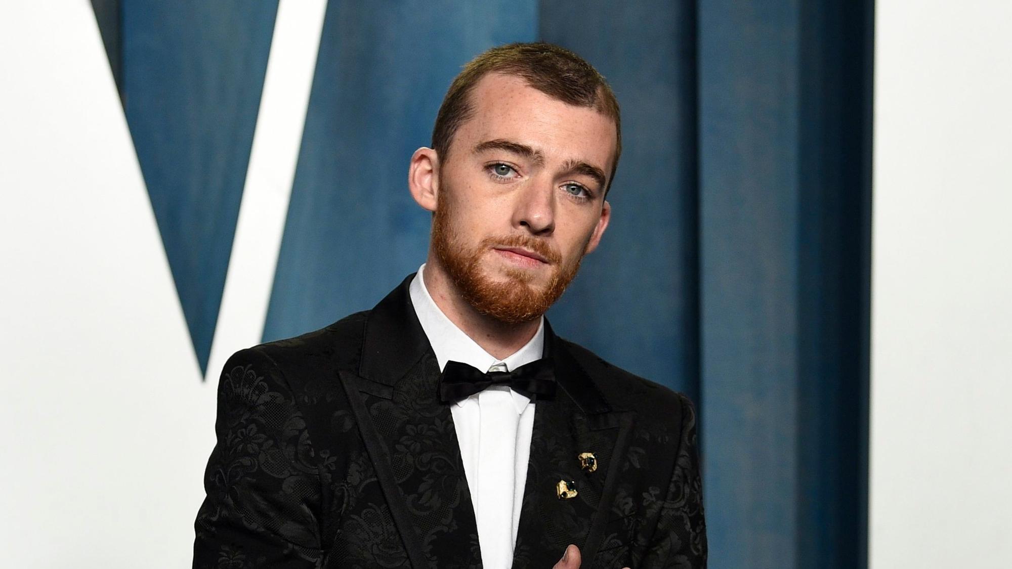 Der Ende Juli tot aufgefundene US-Schauspieler Angus Cloud ist laut Gerichtsmedizinern an einer versehentlichen Überdosis von Drogen und Medikamenten gestorben.