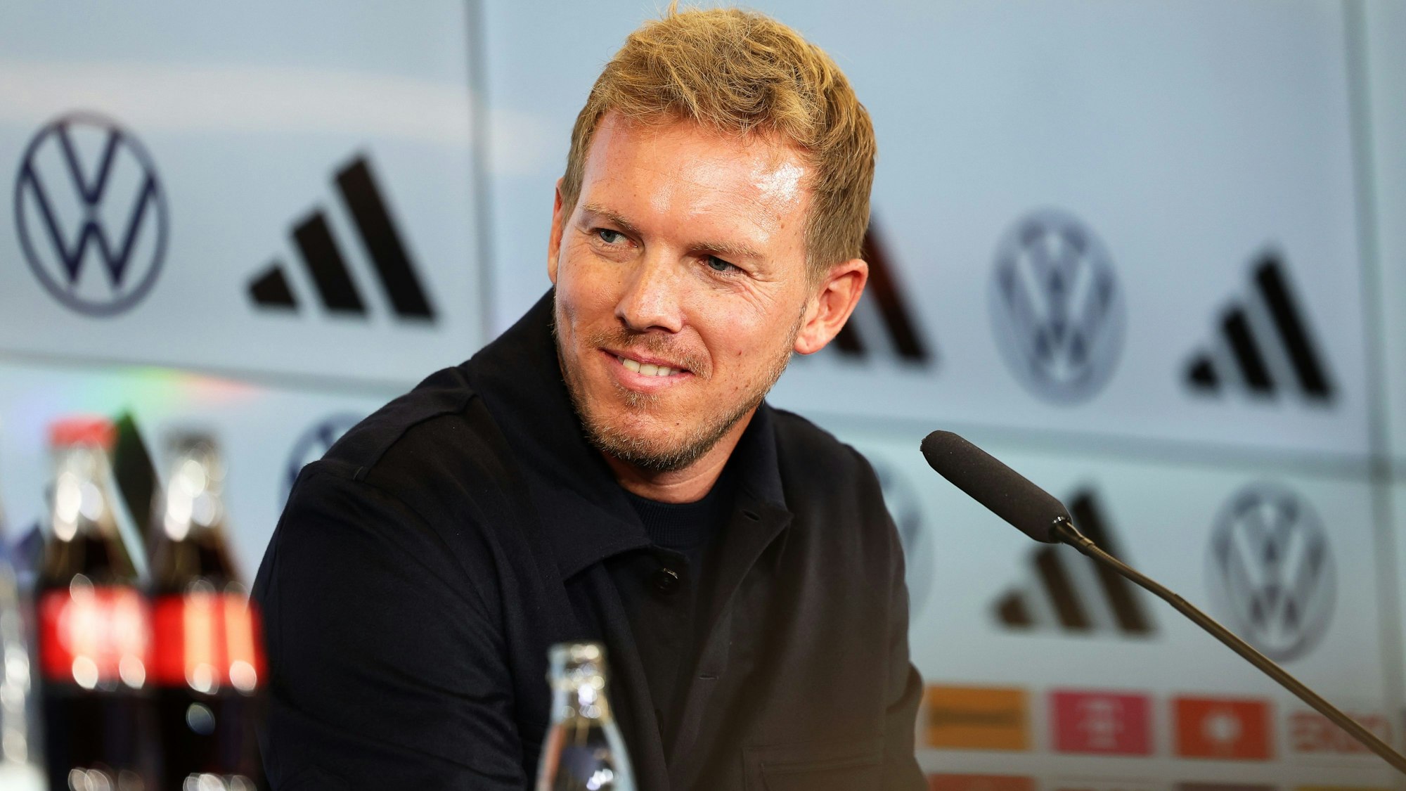 22.09.2023, Hessen, Frankfurt/Main: Fußball: DFB, Nationalmannschaft, Pressekonferenz nach der Präsidiumssitzung. Der neue Bundestrainer Julian Nagelsmann nimmt an einer Pressekonferenz teil. Foto: Jörg Halisch/dpa +++ dpa-Bildfunk +++