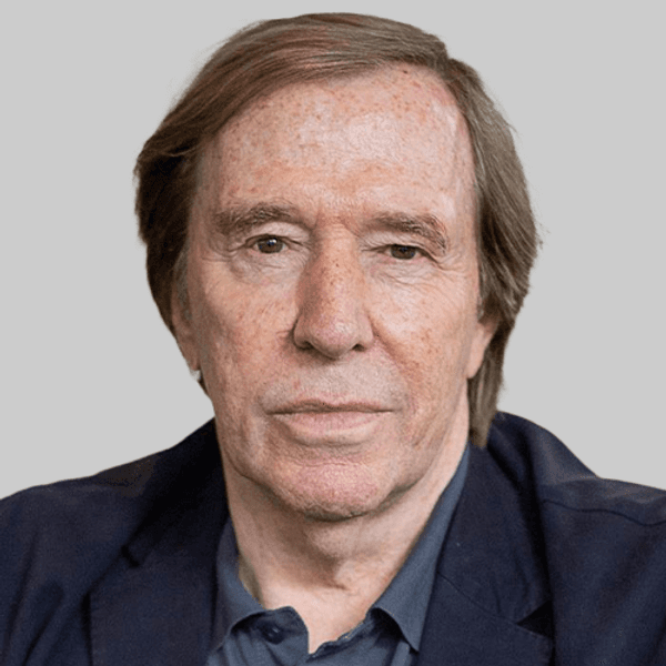 Seit Jahren verbindet Wolfgang Overath und Günter Netzer (r.) eine innige Freundschaft. Dieses Bild zeigt sie auf der Tribüne beim Hallenturnier in der Dortmunder Westfalenhalle im Jahr 1972.