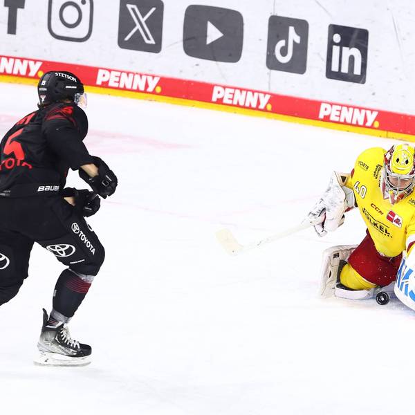 Der Kölner Louis-Marc Aubry scheitert mit dem letzten Penalty an Düsseldorfs Goalie Henrik Haukeland.