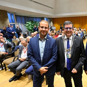 Drei Bürgermeister (von links): Philipp Stark (Burg), Frank Helmenstein (Gummersbach) und Luc Bouard (La Roche-sur-Yon).