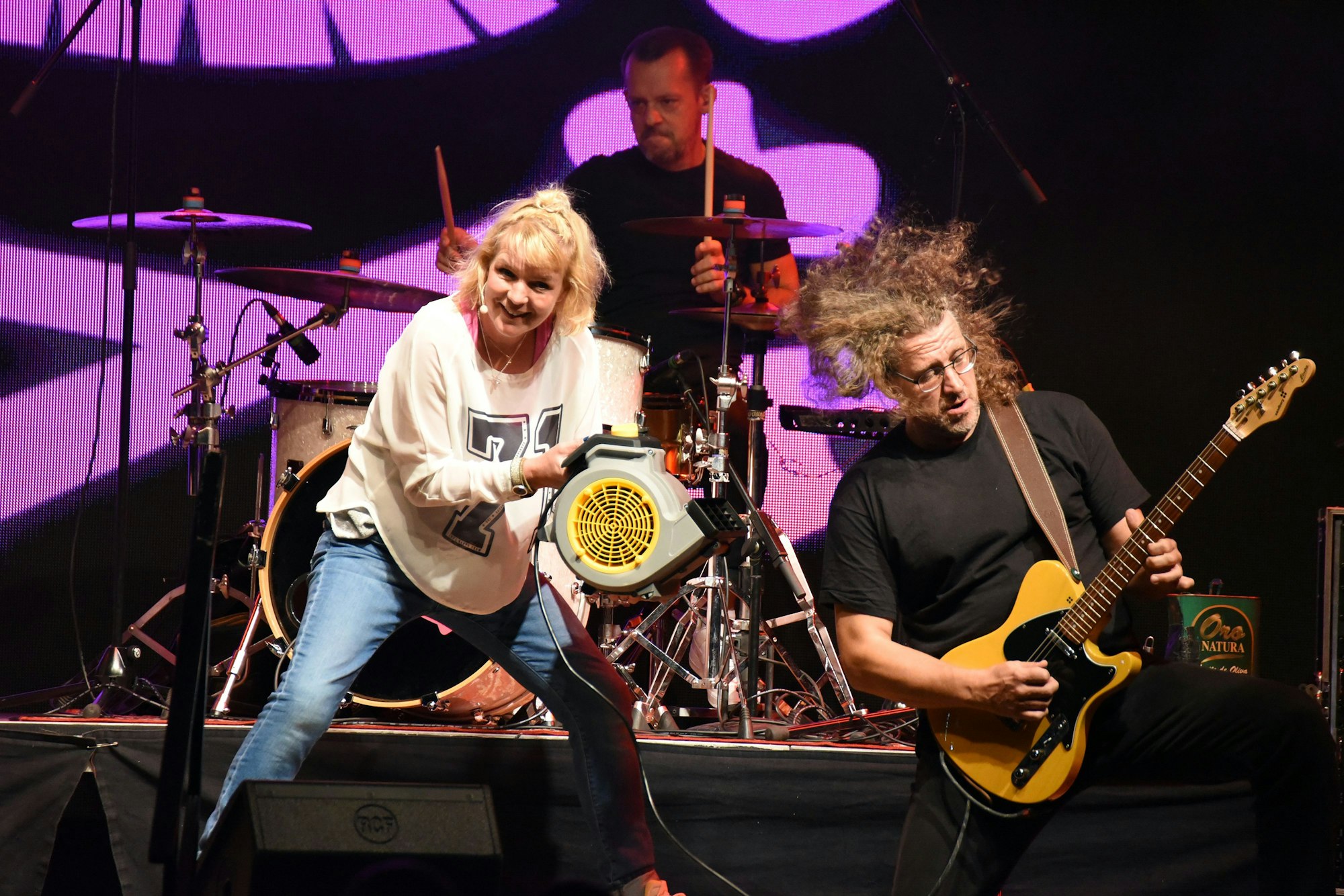 Mirja Boes in der Alten Drahtzieherei in Wipperfürth.