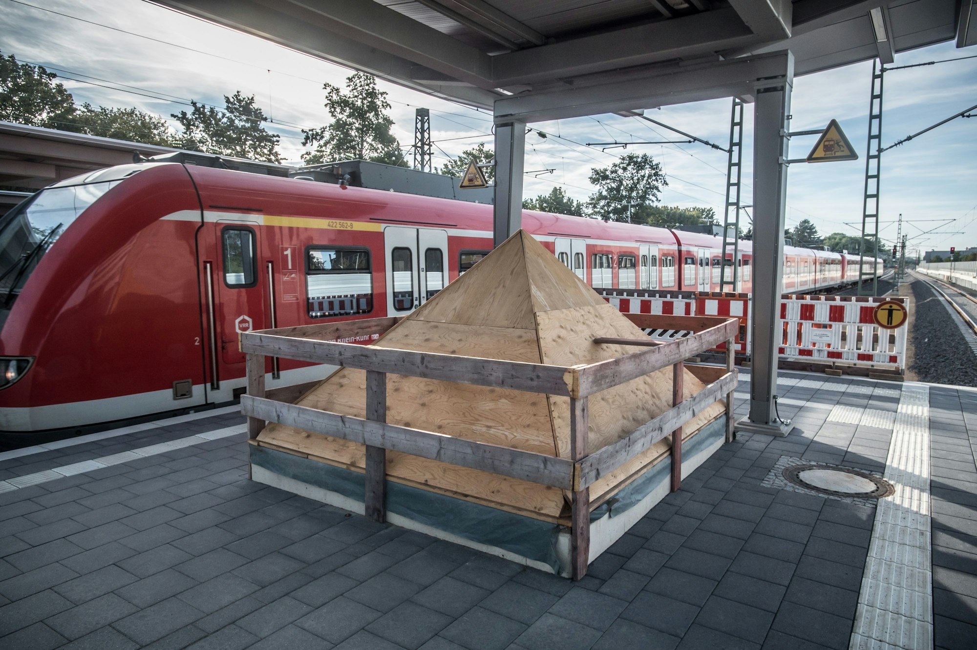 Köln Mülheim-Düsseldorf Züge fahren wieder. Foto: Ralf Krieger