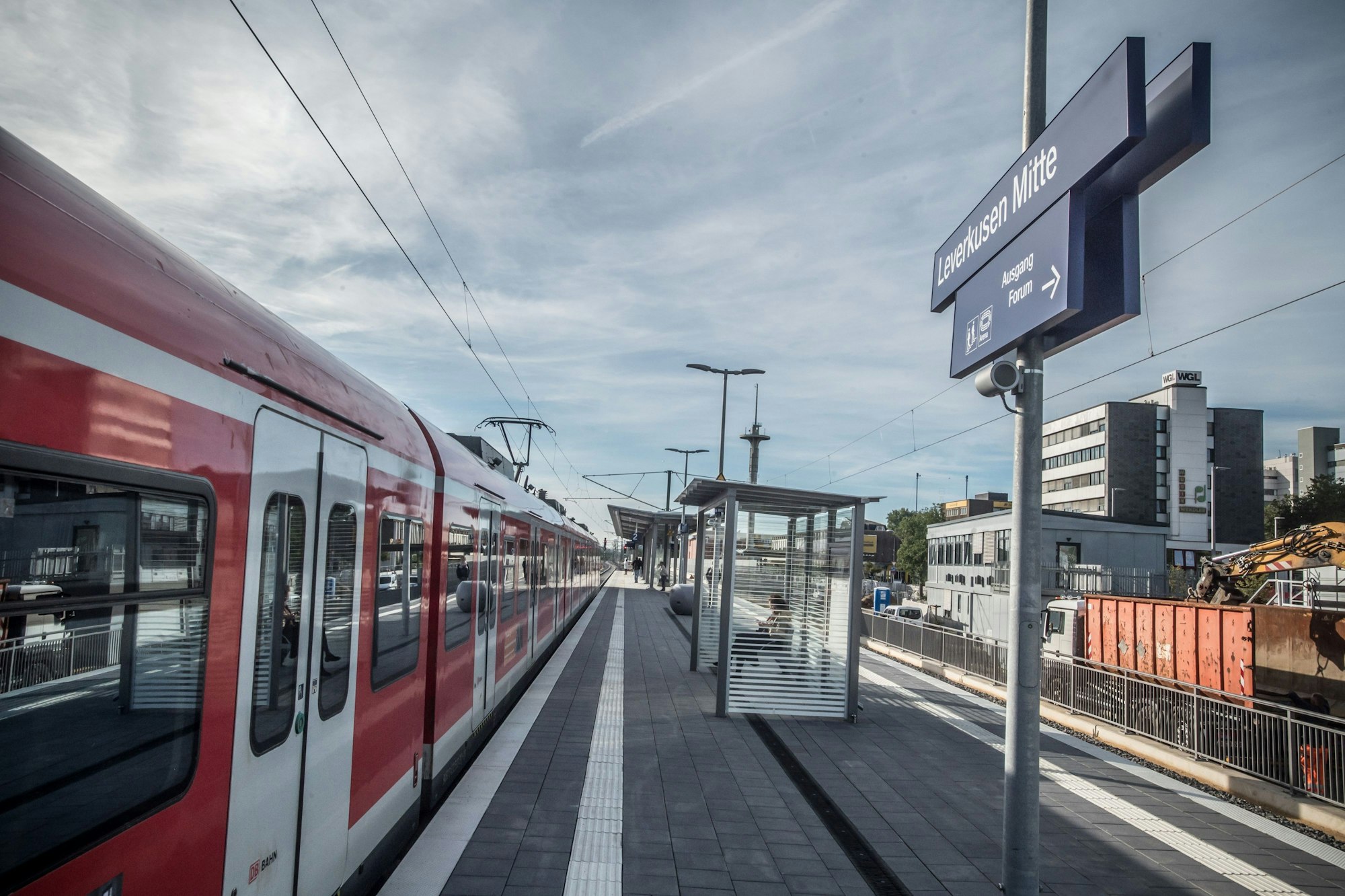 Köln Mülheim-Düsseldorf Züge fahren wieder. Foto: Ralf Krieger