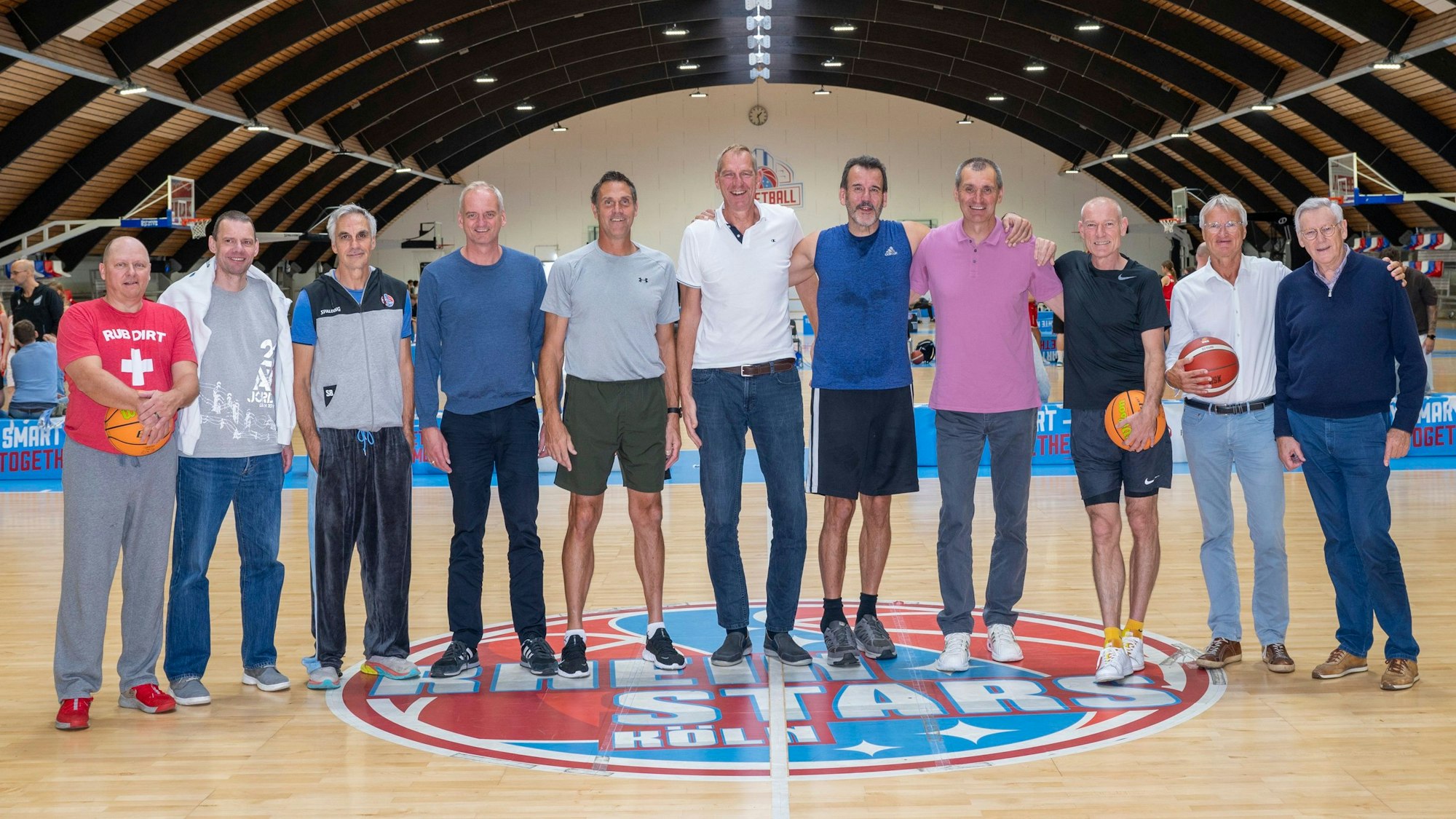 Groß gewachsen: Das Siegerteam von 1993.