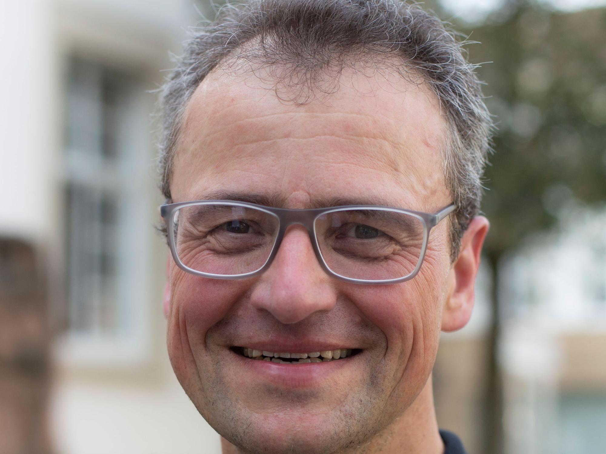 Das Bild zeigt den Kopf des Ersten Beigeordneten Michael Walter.