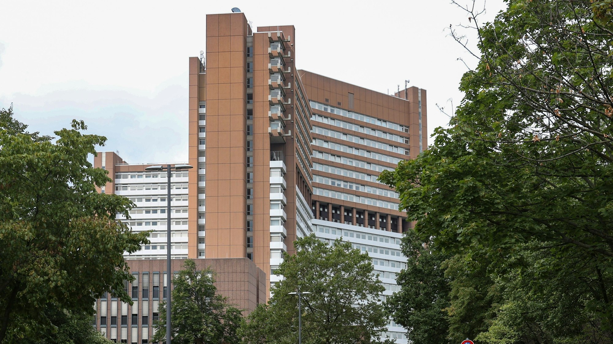 Das Kölner Justizzentrum mit Land- und Amtsgericht
Luxemburger Straße 101
