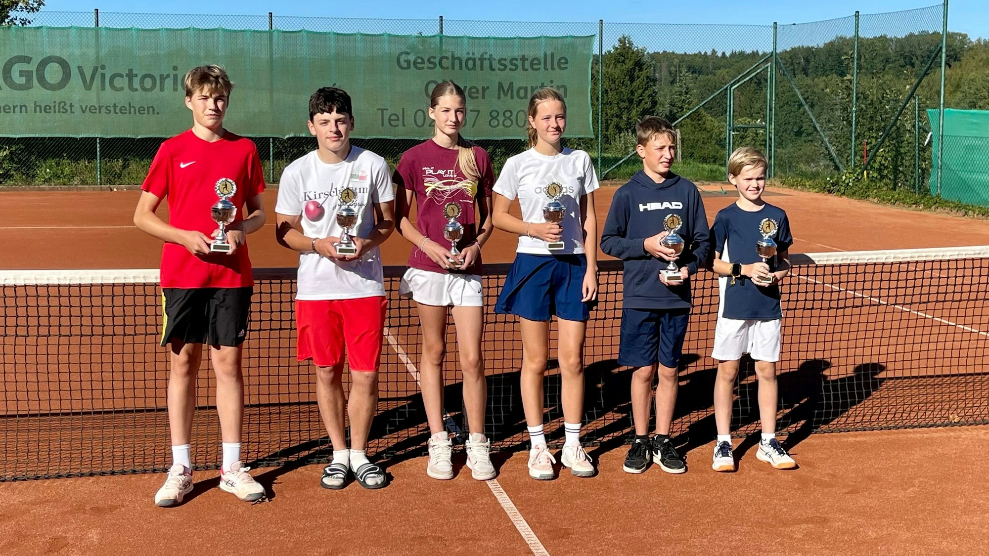 Gruppenfoto der Sieger der Offenen Stadtmeisterschaften.