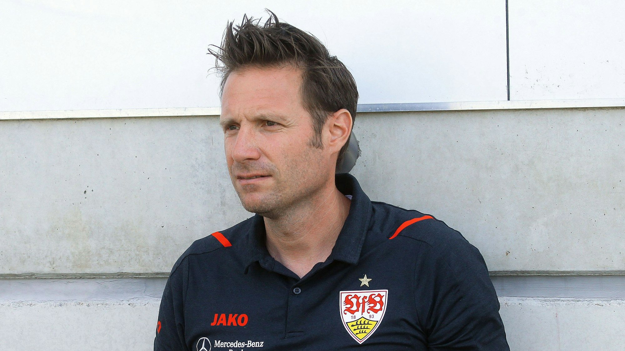 Derzeit leitet Thomas Krücken noch das Nachwuchsleistungszentrum des VfB Stuttgart, spätestens Anfang 2024 wechselt der Ex-Kölner zu Manchester City.