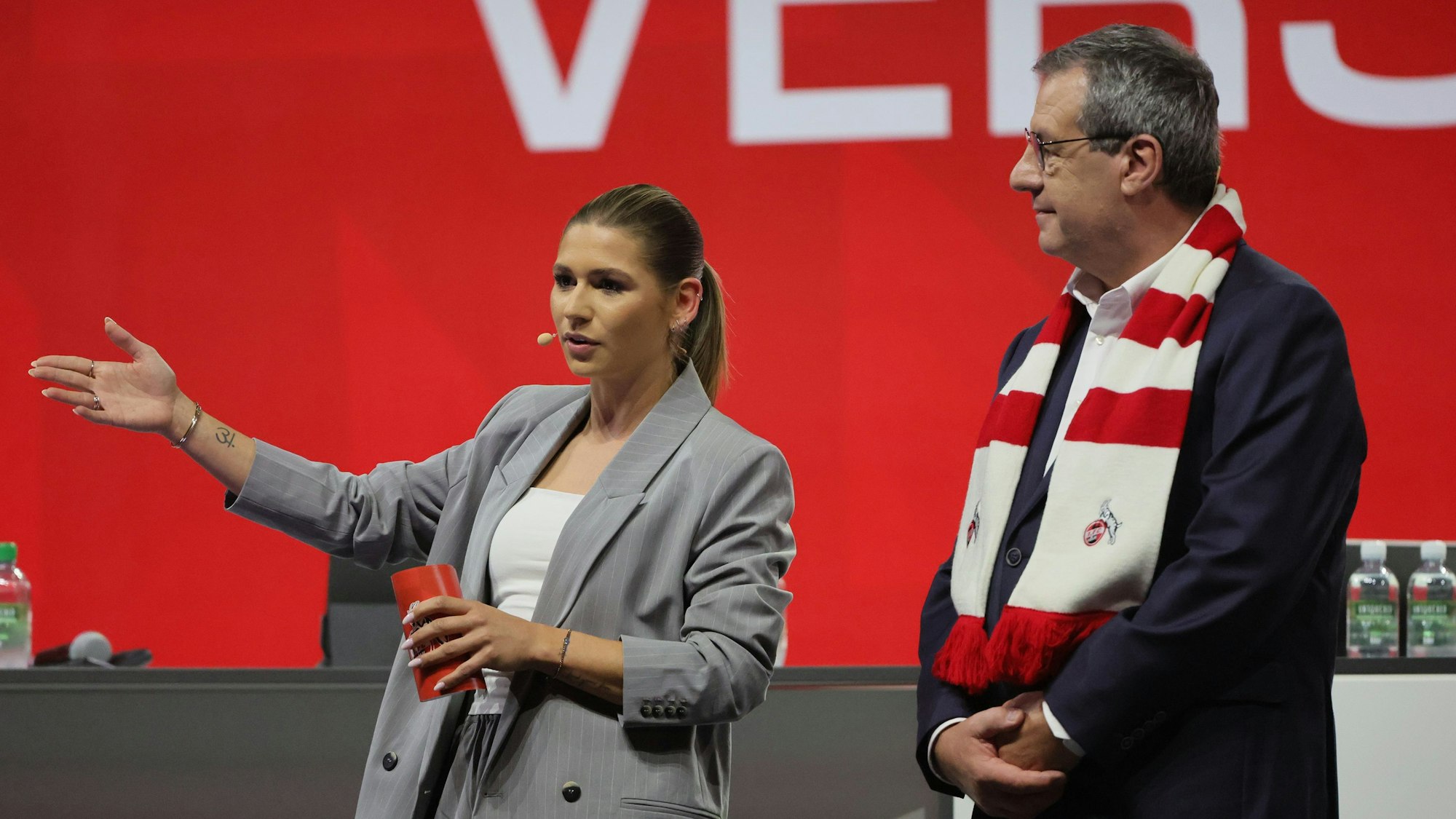 Jana Wosnitza moderierte, Präsident Werner Wolf war am Mittwochabend der Versammlungsleiter.