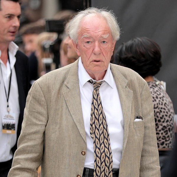 Schauspieler Michael Gambon, bekannt aus der Rolle des Albus Dumbledore in der Harry-Potter-Filmreihe, ist im Alter von 82 Jahren gestorben.