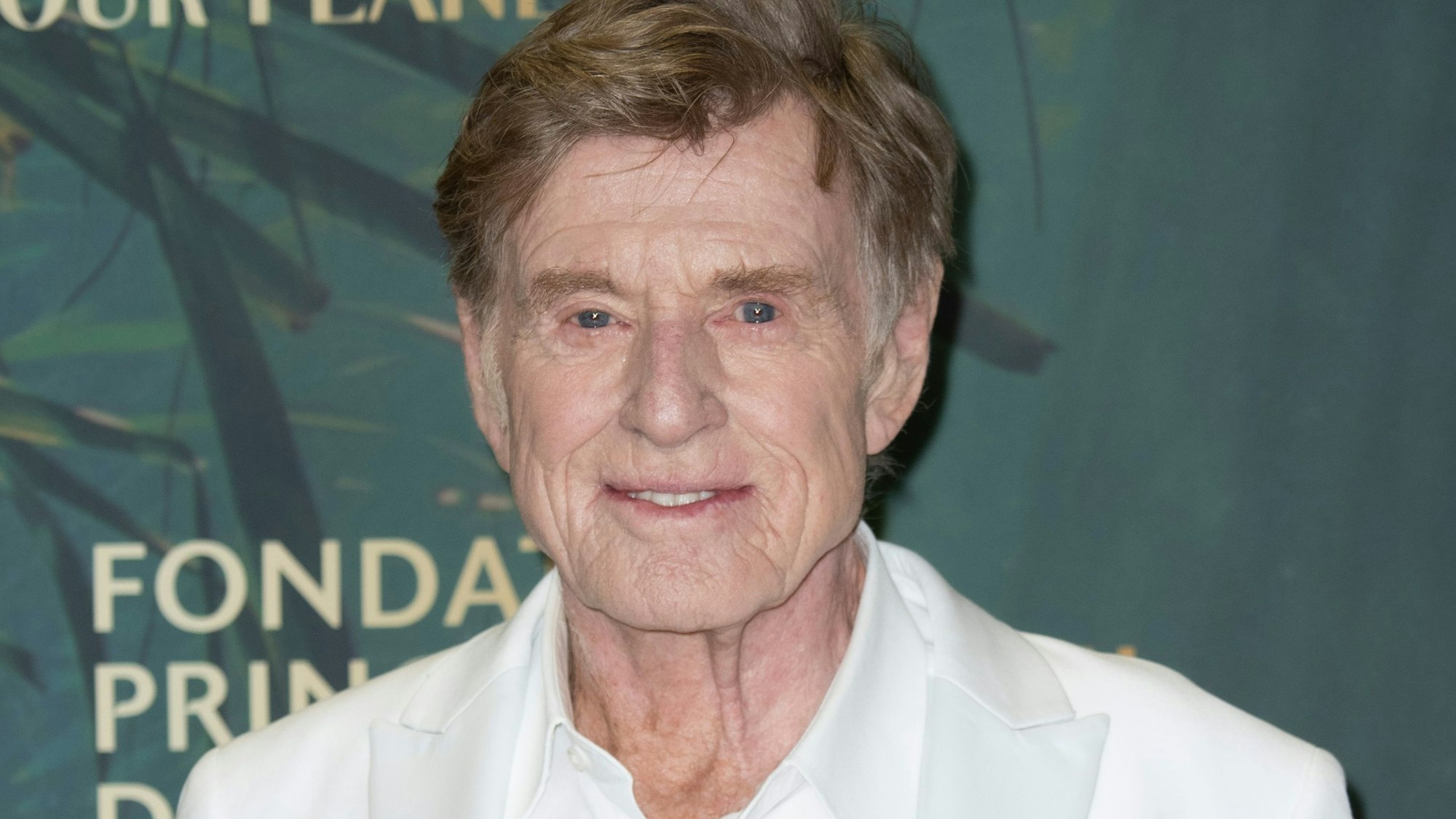 Robert Redford nimmt an der Preisverleihung 2021 der Stiftung Fürst Albert II. von Monaco im Grimaldi Forum in Monaco teil.