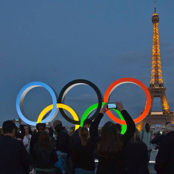 FILE - The Olympic rings are set up on Trocadero plaza that overlooks the Eiffel Tower in Paris, France, Thursday, Sept. 14, 2017. Votes are taking place Friday, Sept 29, 2023, on whether to “partially suspend” Russia from the International Paralympic Committee. That could mean Russia sends competitors to the Paralympics in Paris next year but that they have to compete as neutral athletes without national symbols. (AP Photo/Michel Euler, File)