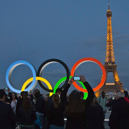 FILE - The Olympic rings are set up on Trocadero plaza that overlooks the Eiffel Tower in Paris, France, Thursday, Sept. 14, 2017. Votes are taking place Friday, Sept 29, 2023, on whether to “partially suspend” Russia from the International Paralympic Committee. That could mean Russia sends competitors to the Paralympics in Paris next year but that they have to compete as neutral athletes without national symbols. (AP Photo/Michel Euler, File)