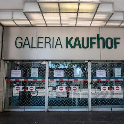 Eingang geschlossen, verriegelte Türen, Galeria Kaufhof Schildergasse, Köln 01.06.2020 Foto: Uwe Weiser