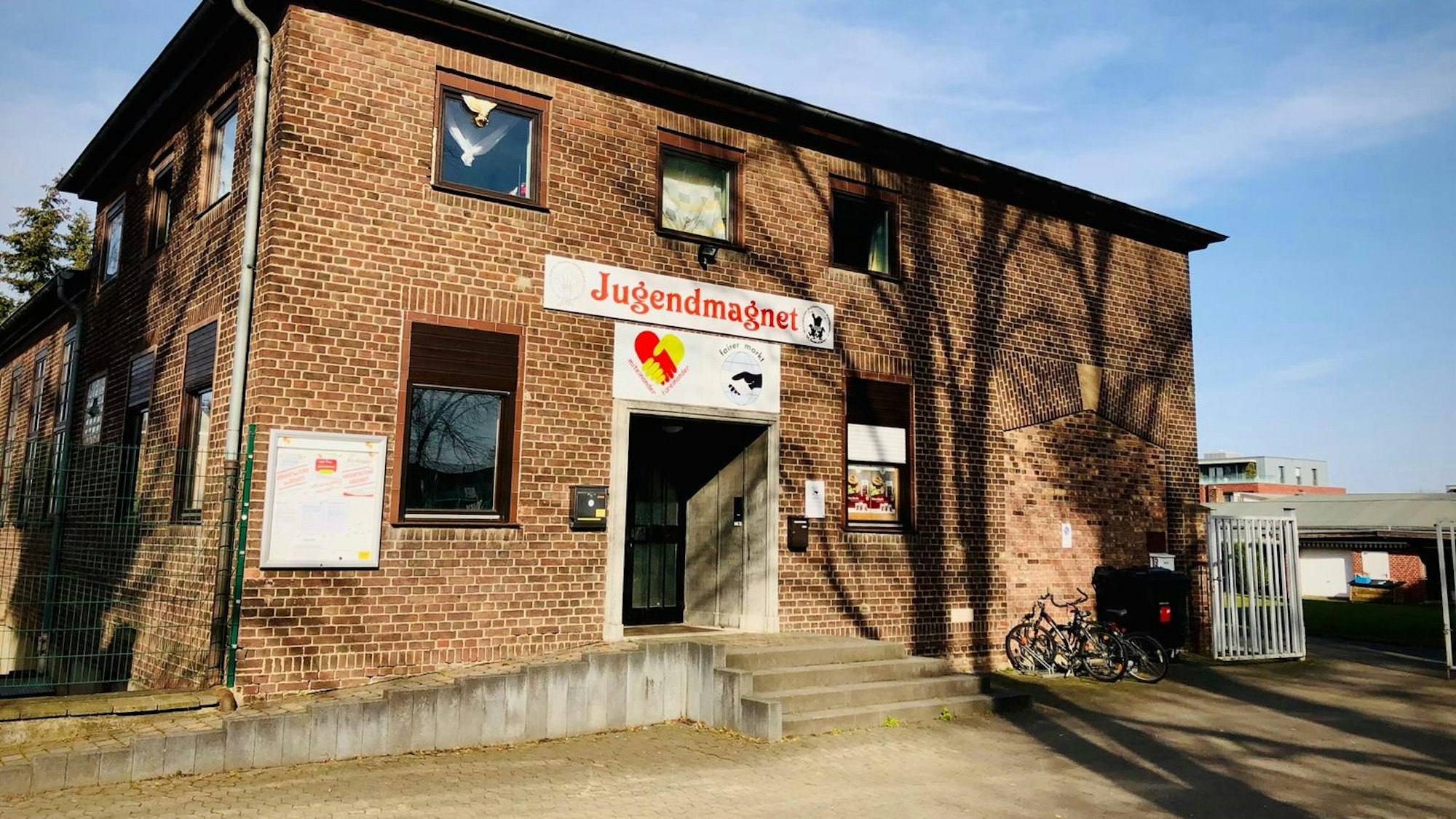 Der Jugendmagnet ist in einem Backsteingebäude untergebracht.