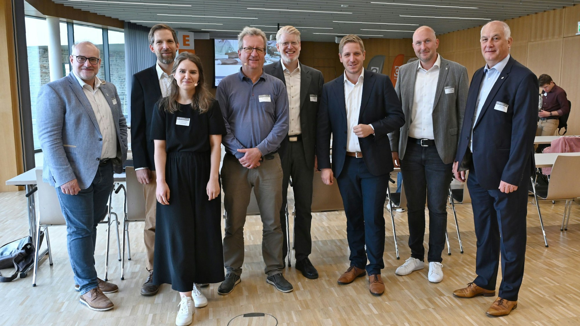Teilnehmer einer Klimakonferenz in Vogelsang.